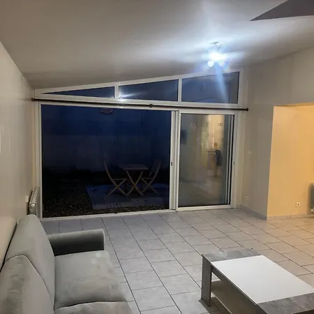 Lumineux Garage Prive Centre-ville Apartment Gaillon