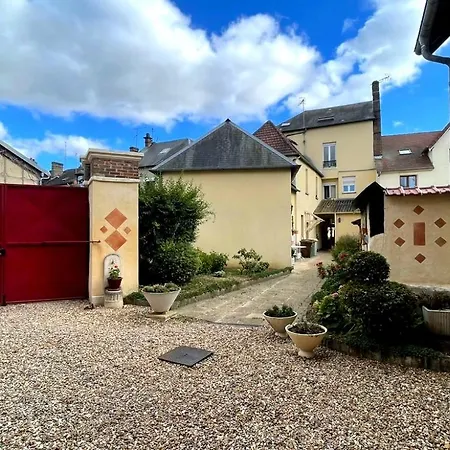 Lumineux Garage Privé Centre-ville Gaillon