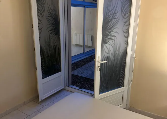 Lumineux Garage Privé Centre-ville Gaillon