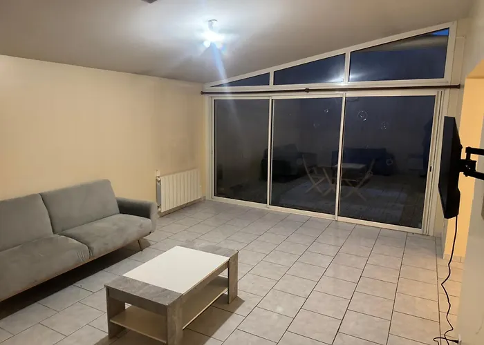 Lumineux Garage Prive Centre-ville *