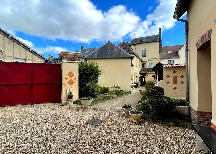 Lumineux Garage Prive Centre-ville Gaillon